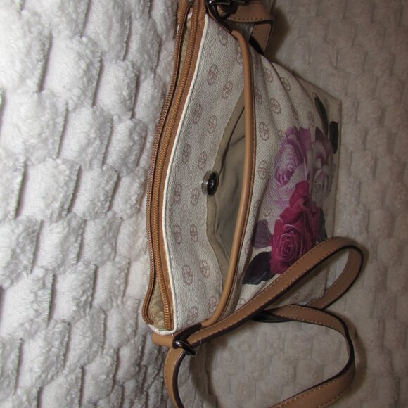 Giani Bernini Signature Rose Crossbody - Picture 4 of 4